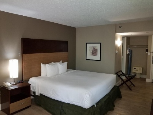 Wyndham Garden Gainesville image 15