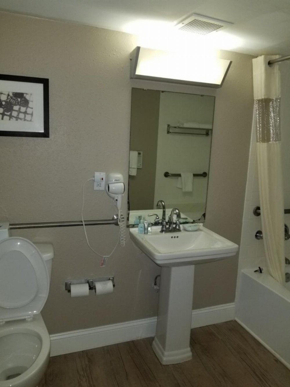 Wyndham Garden Gainesville Image 16