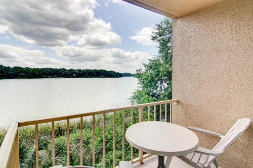 Wyndham Garden Gainesville image 3